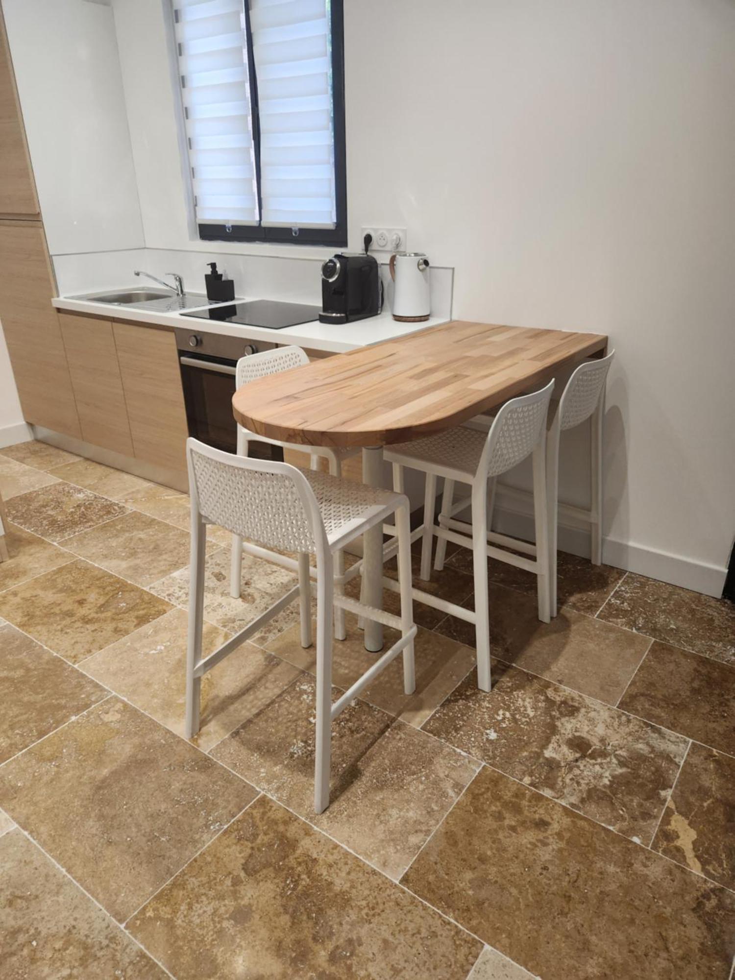 Maison "Cosy" Avec Parking Prive Et Climatisation Nîmes Esterno foto