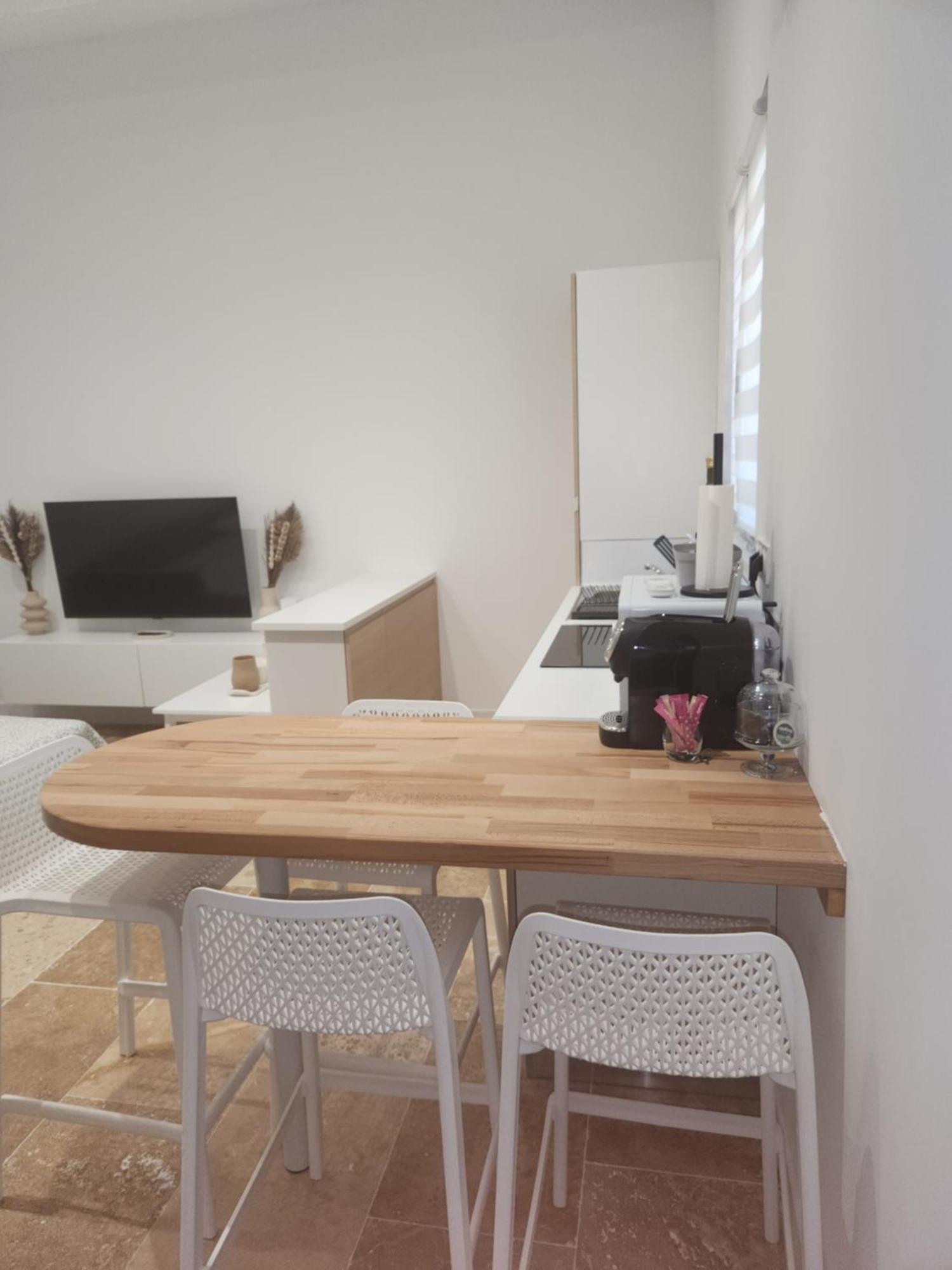 Maison "Cosy" Avec Parking Prive Et Climatisation Nîmes Esterno foto