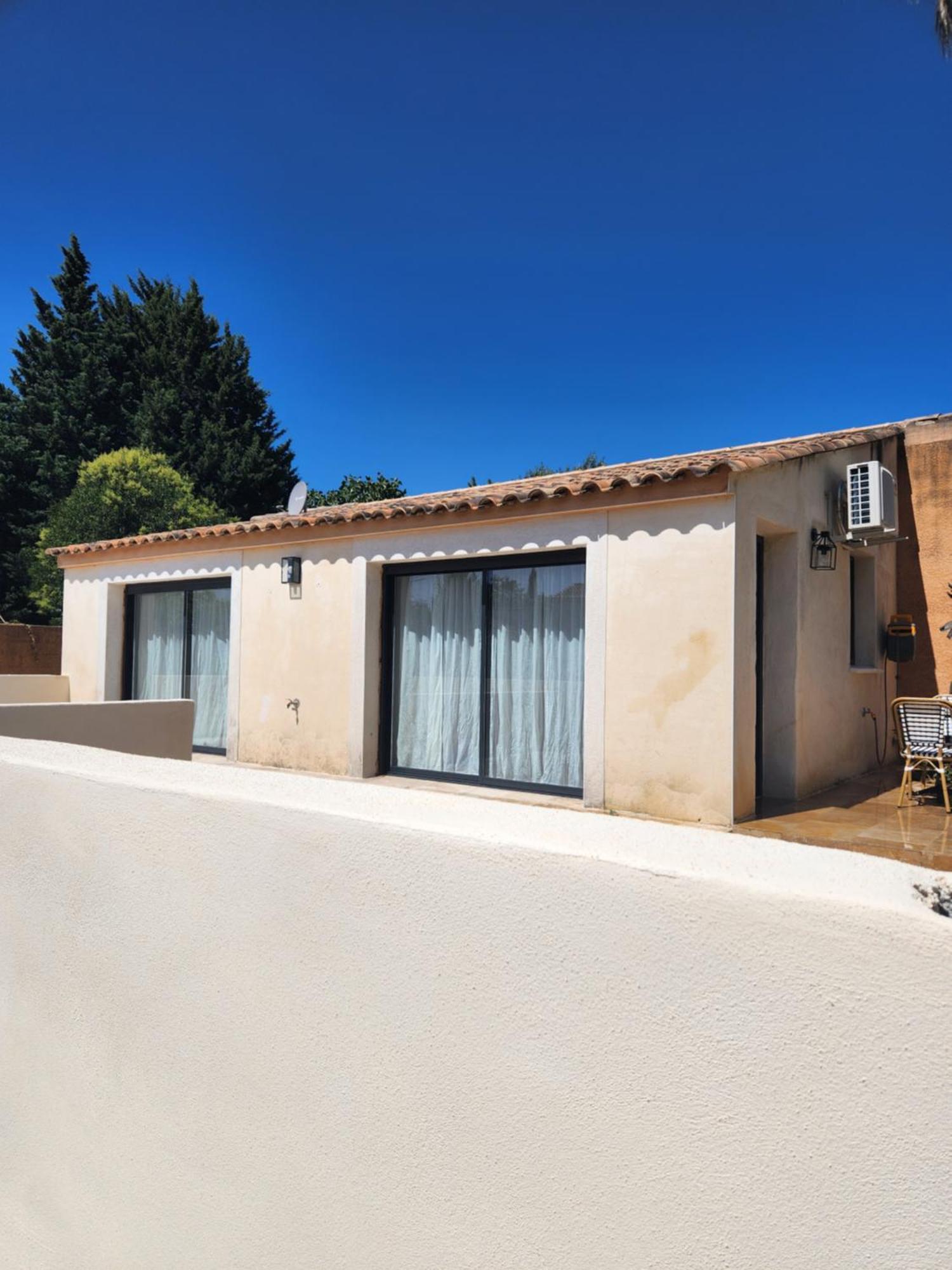 Maison "Cosy" Avec Parking Prive Et Climatisation Nîmes Esterno foto